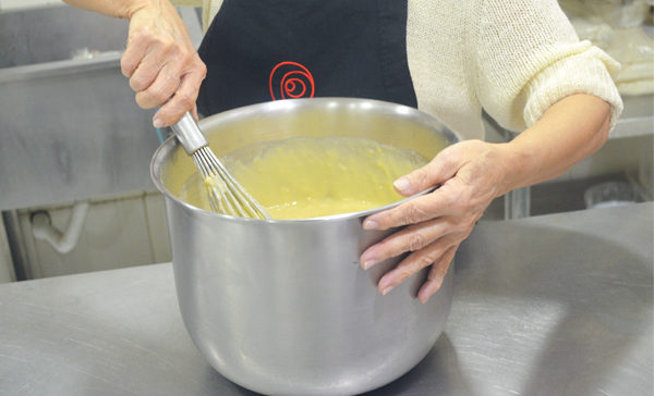 Fui conhecer: Fábrica de Bolo Vó Alzira