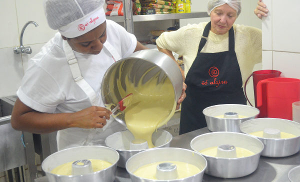 Bolo de Aipim - Tam Grande - Vó Alzira